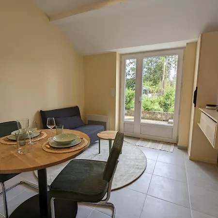 Apartment Confort A Avec Terrasse, Proche Transports, Ideale Pour Couples Et Bebes. *