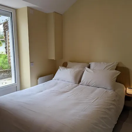 Confort A Avec Terrasse, Proche Transports, Ideale Pour Couples Et Bebes. Apartment *